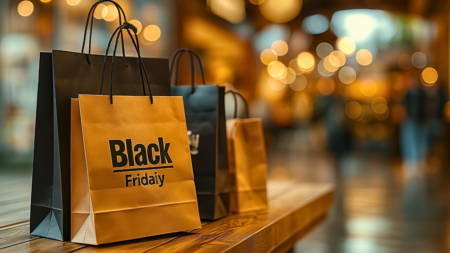 الجمعة السوداء أفضل متاجر التسوق ونصائح لتجنب العروض الوهمية دليل إيكو موضة لشراء الأزياء والمستحضرات والعطور بذكاء في موسم عروض الجمعة السوداء اكتشفي استراتيجيات تجنب الخصومات الوهمية وأفضل مواقع العروض الحقيقية